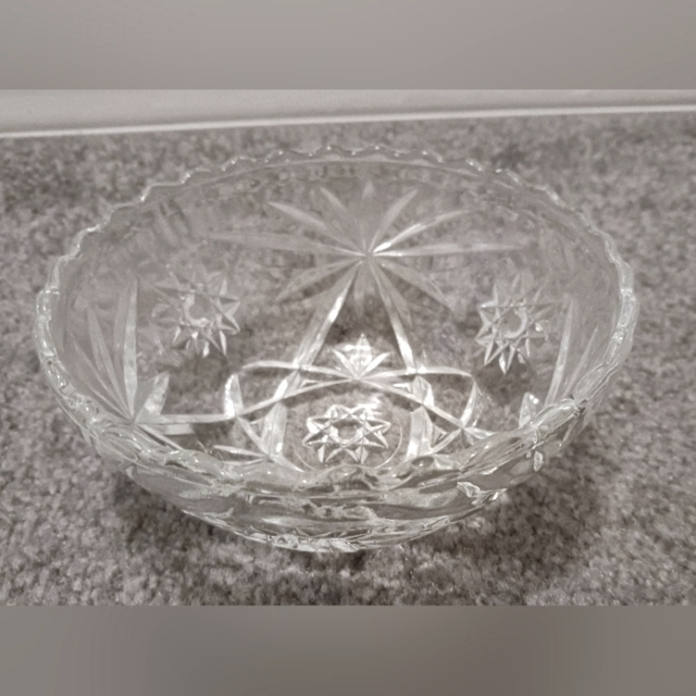 Vintage Star of David Glass Dish
